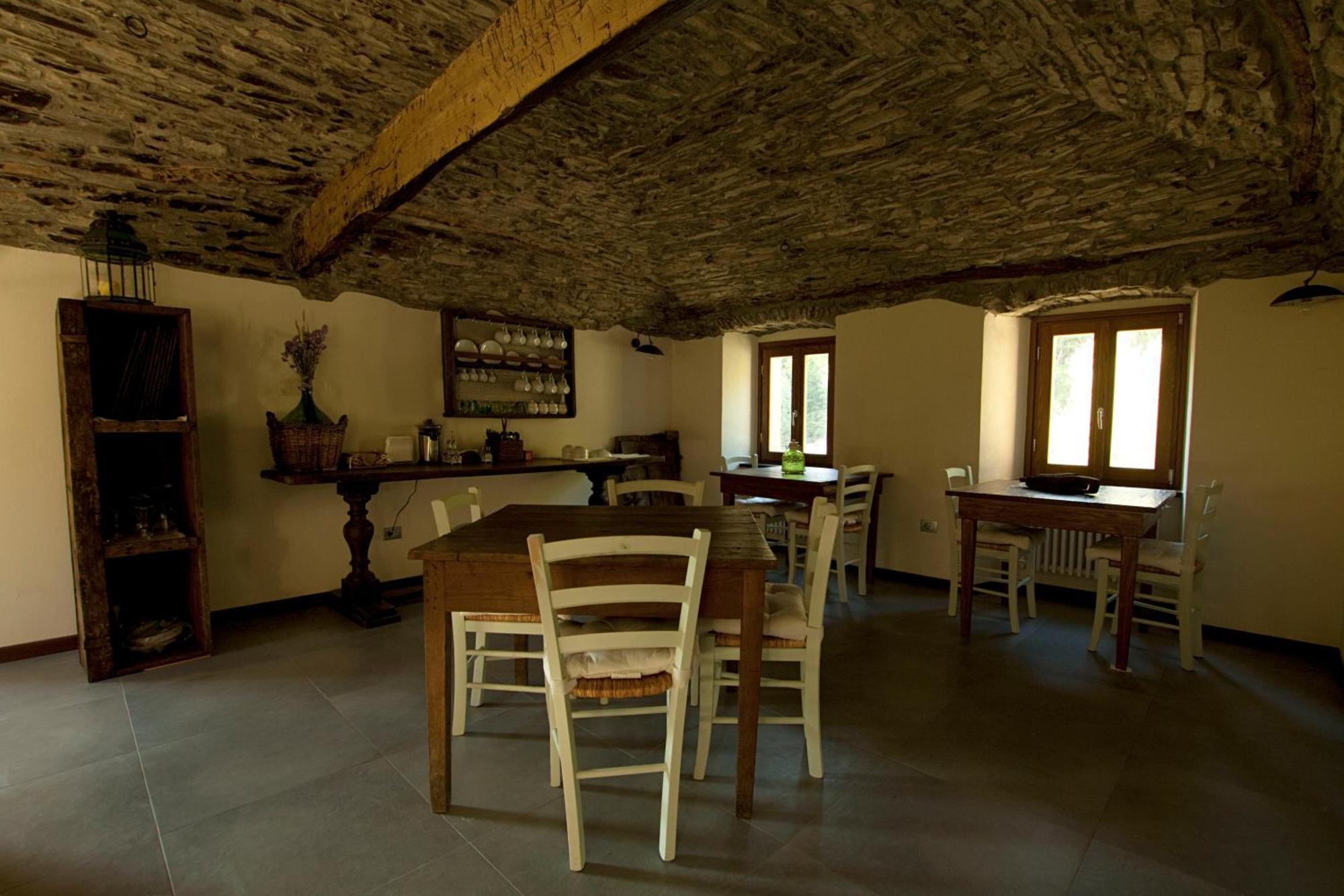 Mulino Marghen - Restored Watermill - Accomodation And Retreat Center Zeri Bagian luar foto